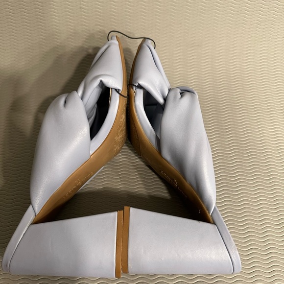 SAM & LIBBY HEELS - Picture 5 of 9